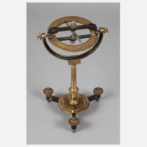 Kompass in kardanischer Aufhängung