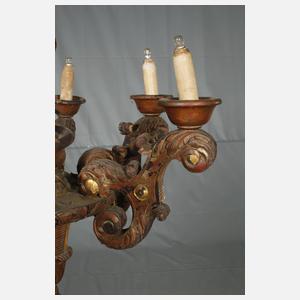 Geschnitzter Deckenlüster