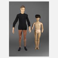 Zwei Schaufensterpuppen111