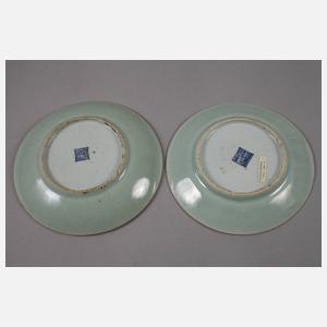 Zwei Zierteller Seladon