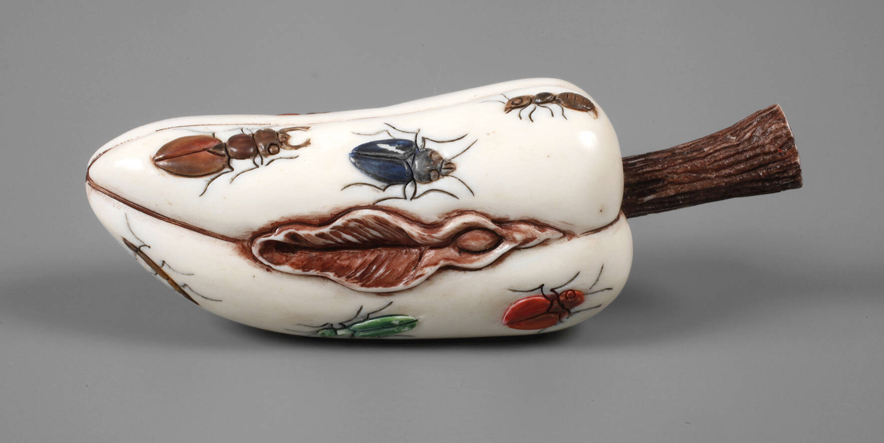 Beinschnitzerei Erotika