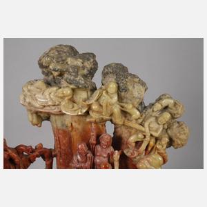 Große Specksteinschnitzerei