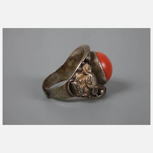 Silberring mit Koralle