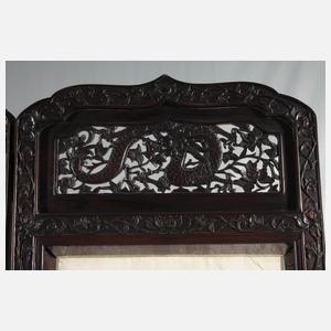 Paravent mit Seidenstickerei