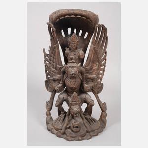 Figürliche Schnitzereien