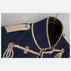 Husarenjacke und Mütze