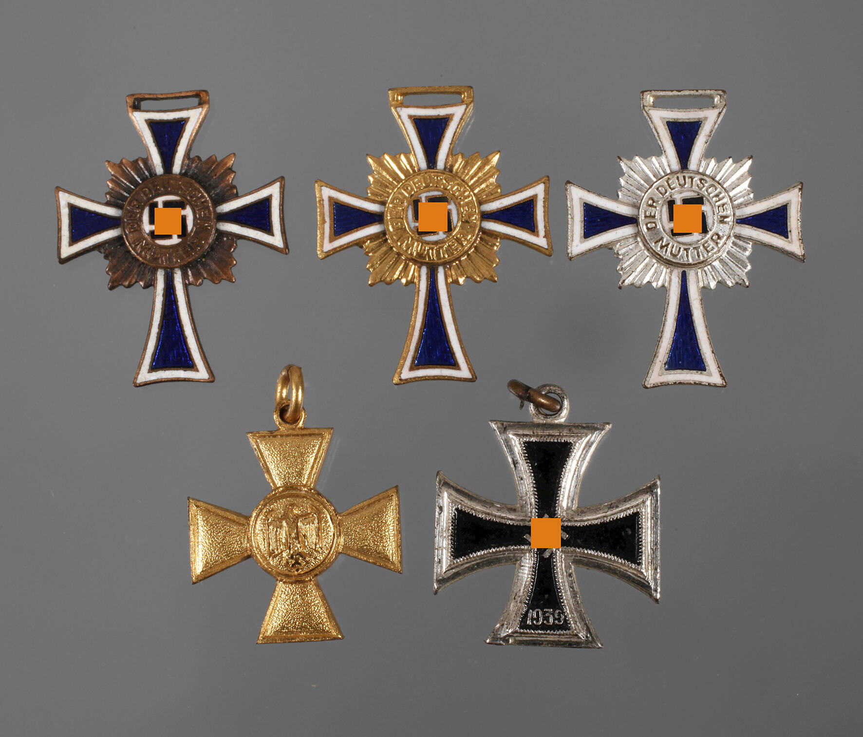 Fünf Ordensminiaturen 3. Reich