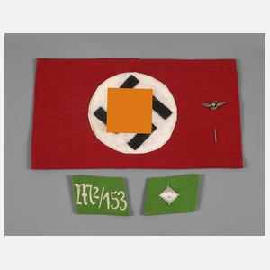 Kragenspiegel und Armbinde der Sturmabteilung