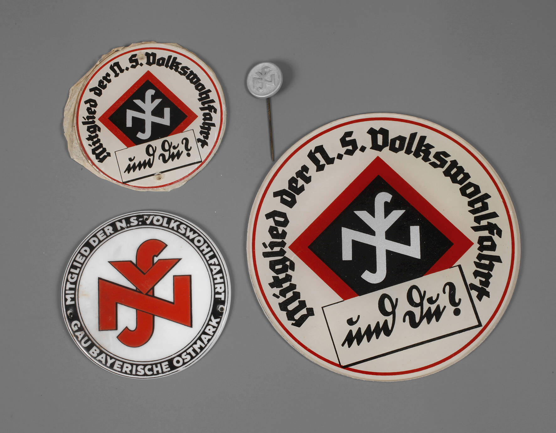 Satz Plaketten der Volkswohlfahrt