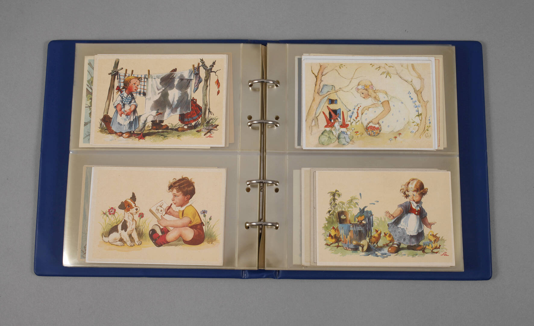 Postkartenalbum Kitsch