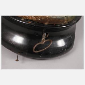 Großer französischer Puppenautomat mit Spieluhr