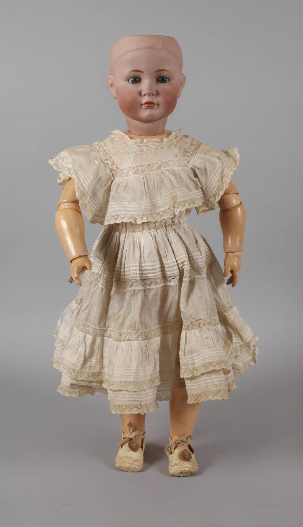 Kämmer & Reinhardt große Porzellankopfpuppe