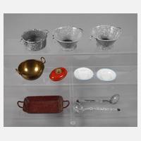 Konvolut Emaillegeschirr für die Puppenküchen111