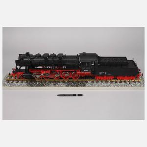 Große Schlepptenderlokomotive