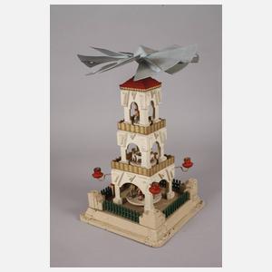 Weihnachtspyramide mit Besatz