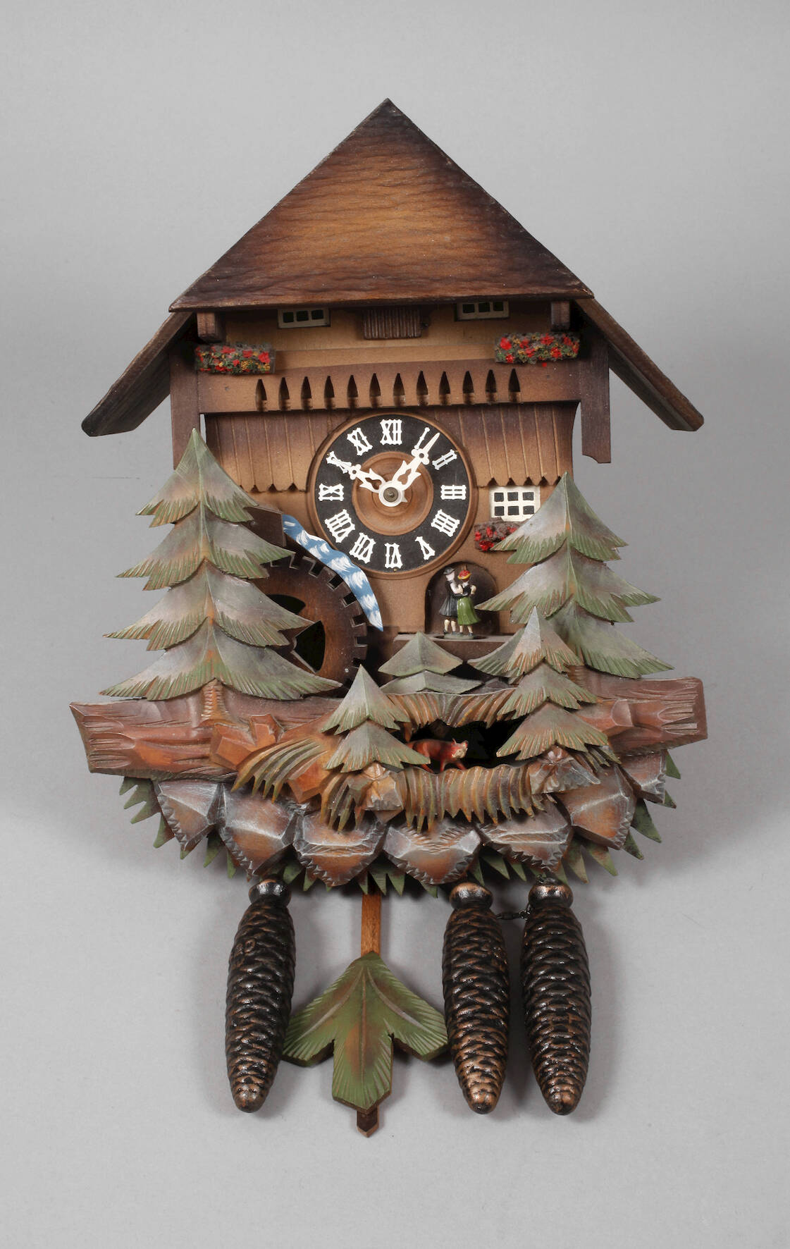 Kuckucksuhr mit Automat und Spielwerk