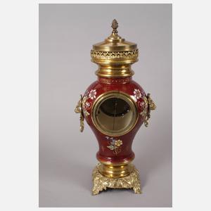 Vasenuhr Historismus