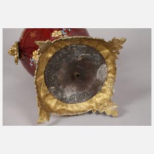 Vasenuhr Historismus