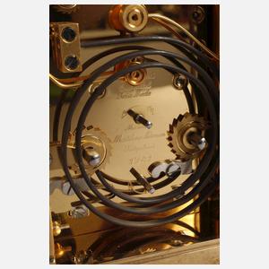 Reisewecker Matthew Norman mit Vollkalender