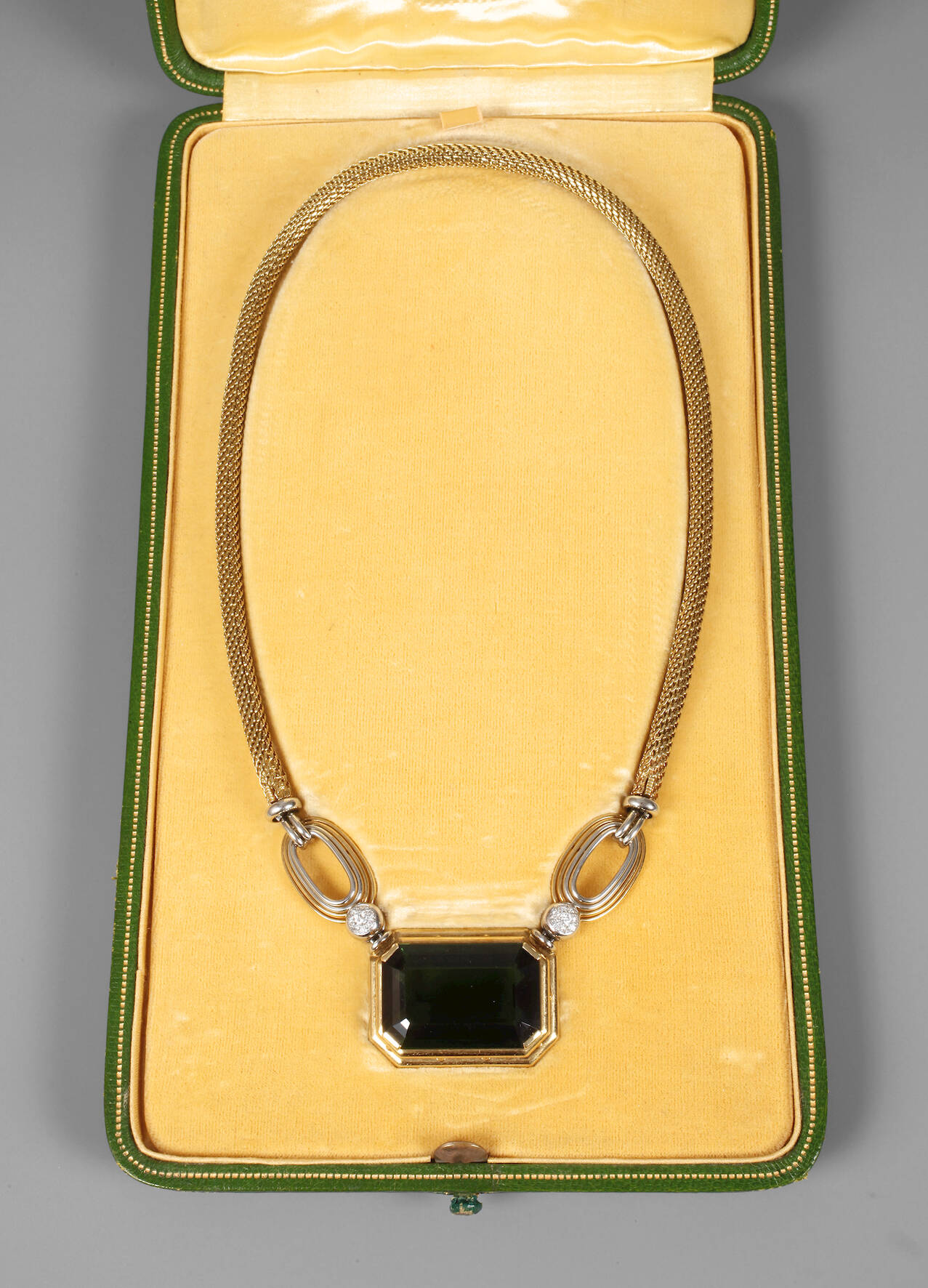 Hochwertiges Collier mit Turmalin