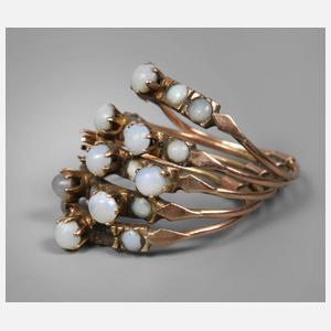 Damenring mit Edelopalen