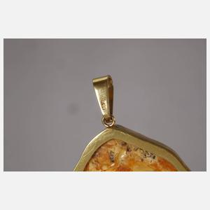 Großer Bernsteinanhänger