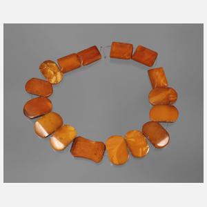Historisches Bernsteincollier
