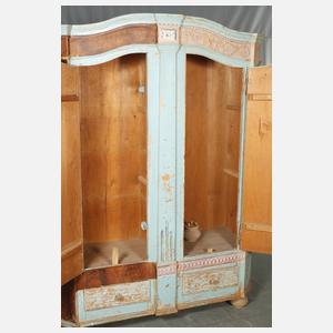 Klassizistischer Bauernschrank