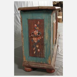 Bäuerliche Anrichte