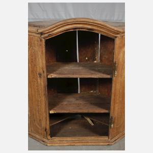 Kleiner Eckschrank Barock