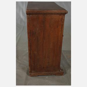 Kleiner barocker Halbschrank