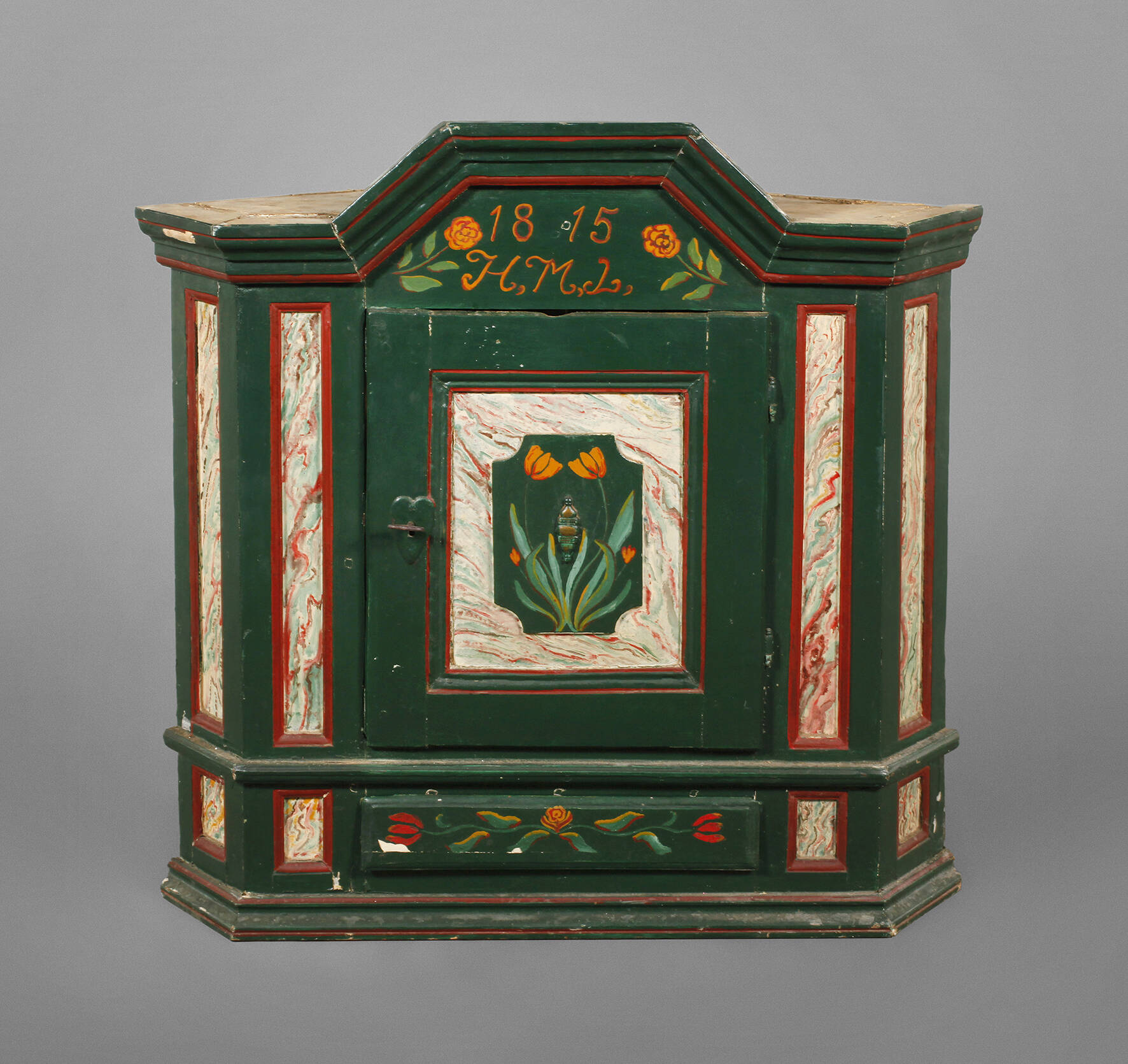 Bäuerlicher Eckschrank