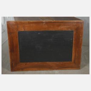 Bäuerlicher Auszugstisch