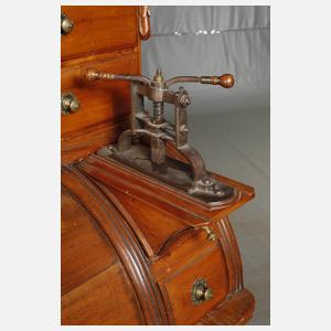 Großer Kontor-Sekretär