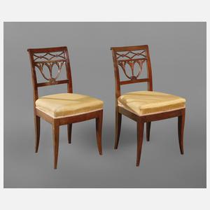 Paar klassizistische Stühle