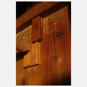 Kleiderschrank Biedermeier