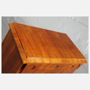 Konische Biedermeierkommode