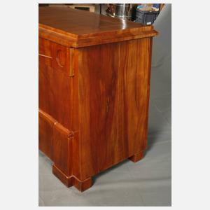 Konische Biedermeierkommode