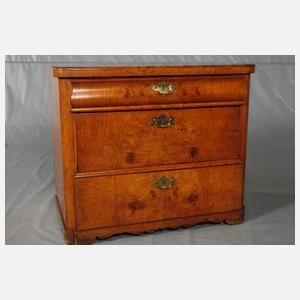 Kleine Kommode Biedermeier