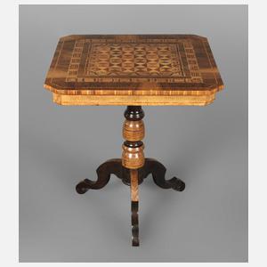 Intarsierter Spieltisch