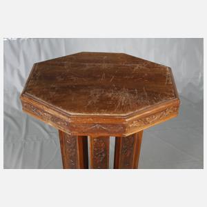 Großes Säulenpostament