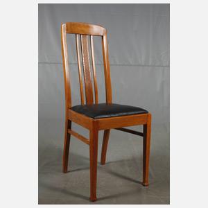 Sechs Esszimmerstühle