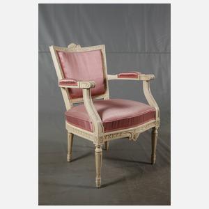 Paar klassizistische Armlehnsessel