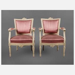 Paar klassizistische Armlehnsessel