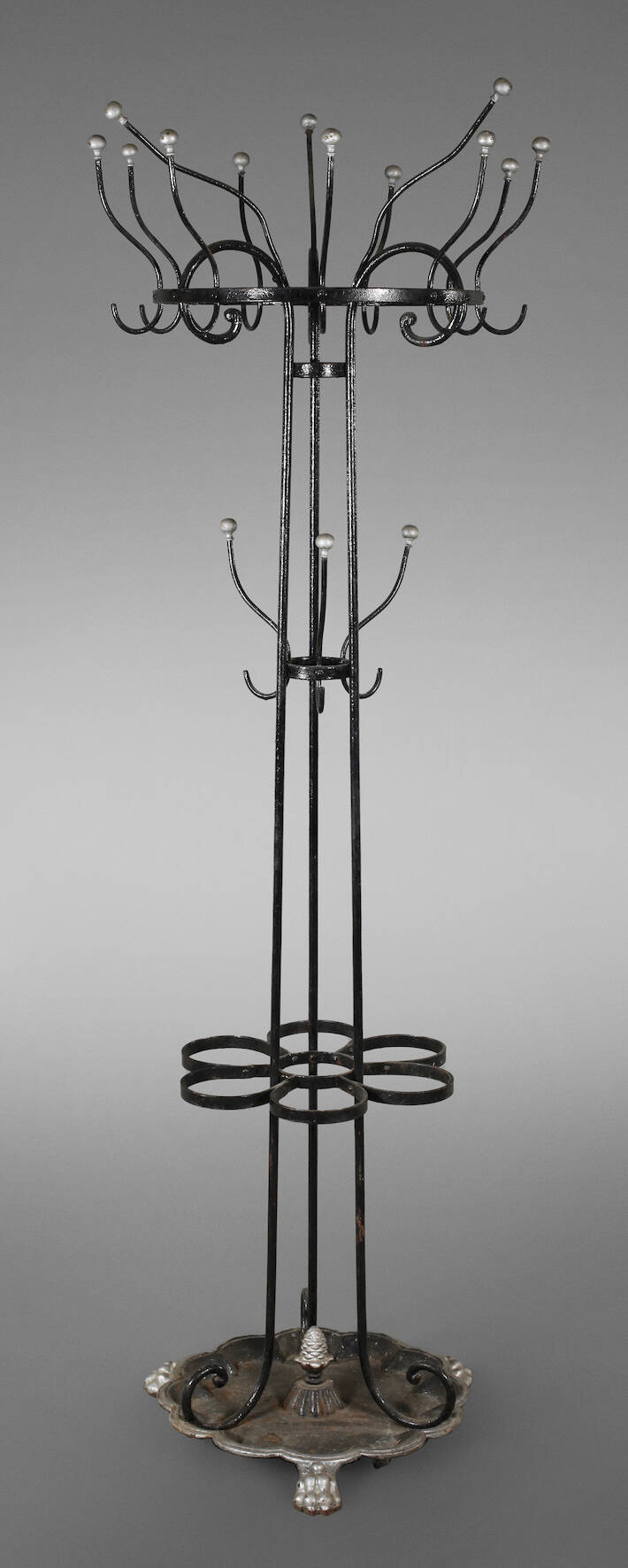 Standgarderobe Historismus