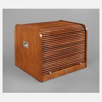 Besteckschrank mit Rolloverschluss111