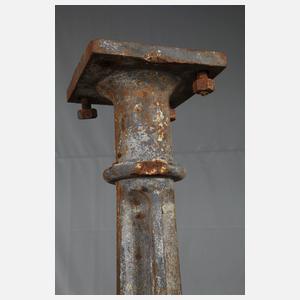 Kleine Säule Gusseisen
