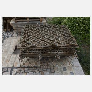 13 große Fenstergitter