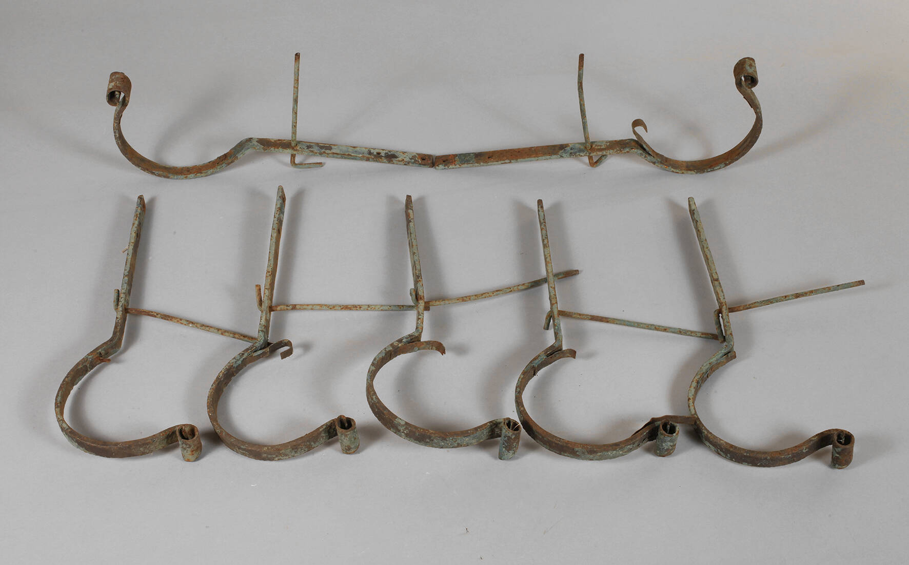 Sieben Dachrinnenhalter Schmiedeeisen