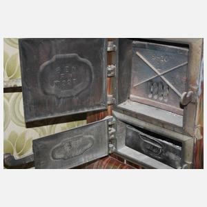 Kachelofen Jugendstil